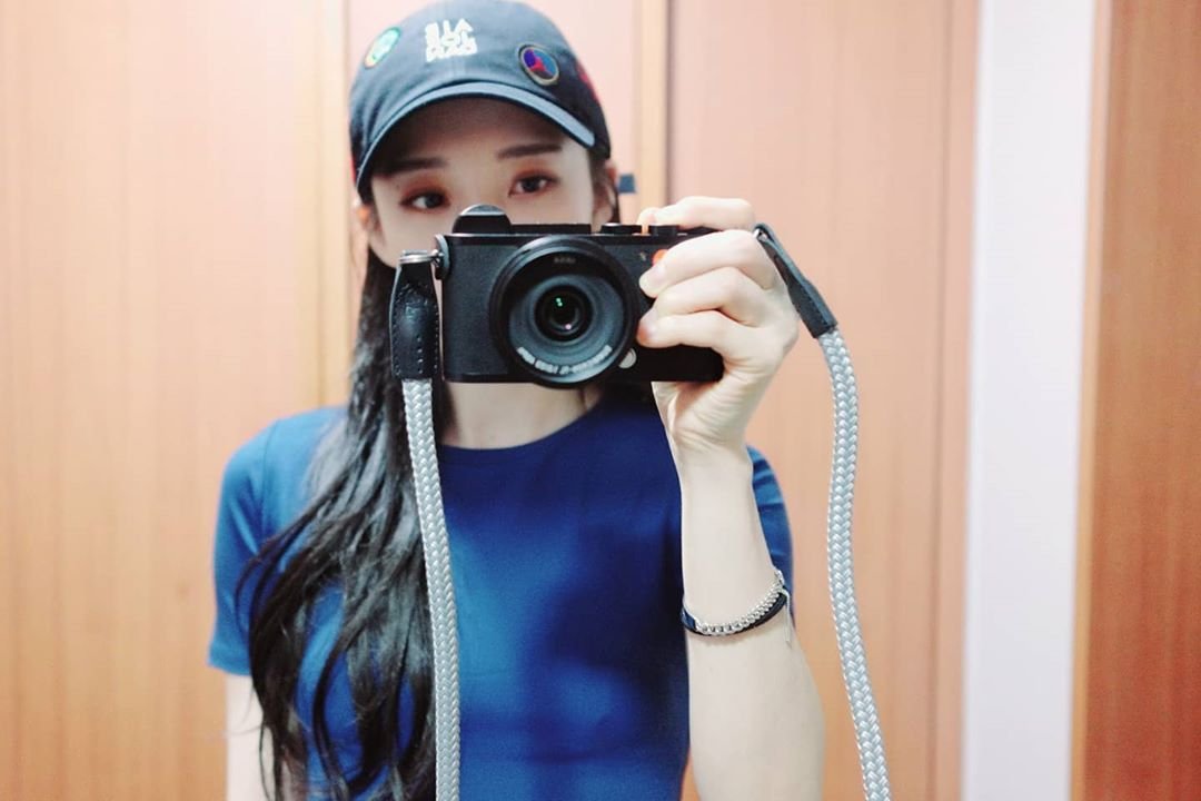 Moon Byul Yi