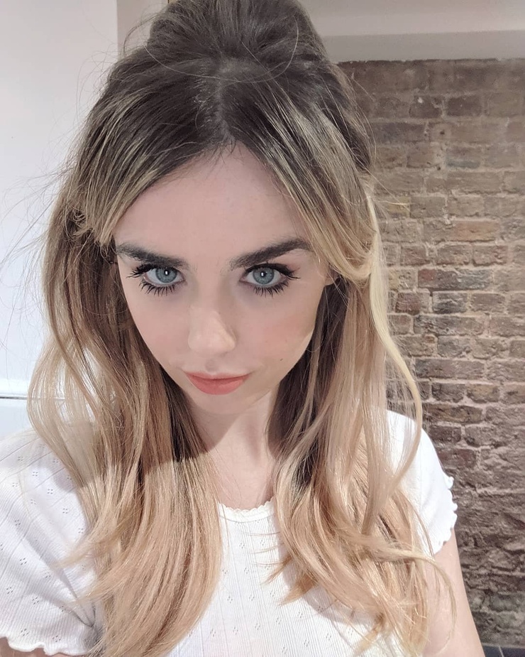 Picture of Danielle Sharp