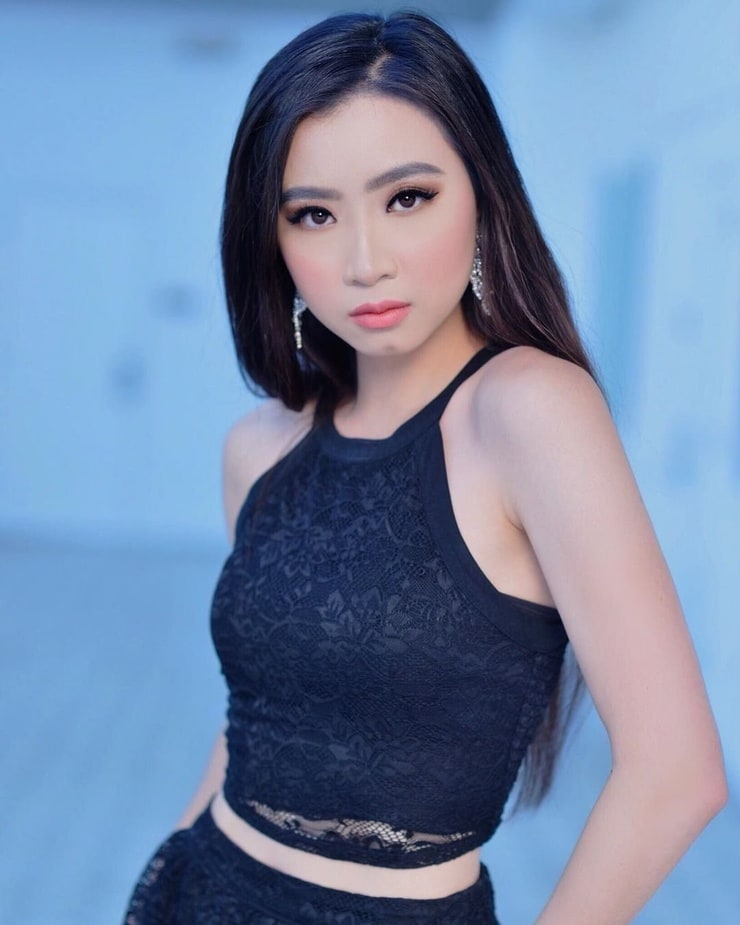 Picture of Elizabeth Nguyen