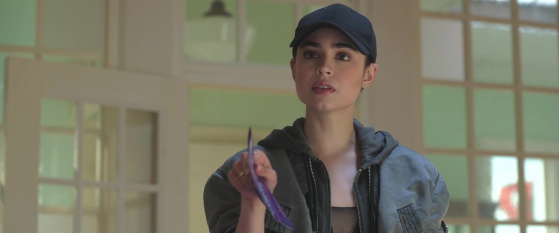 Sofia Carson