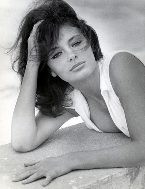 Picture of Jacqueline Bisset.