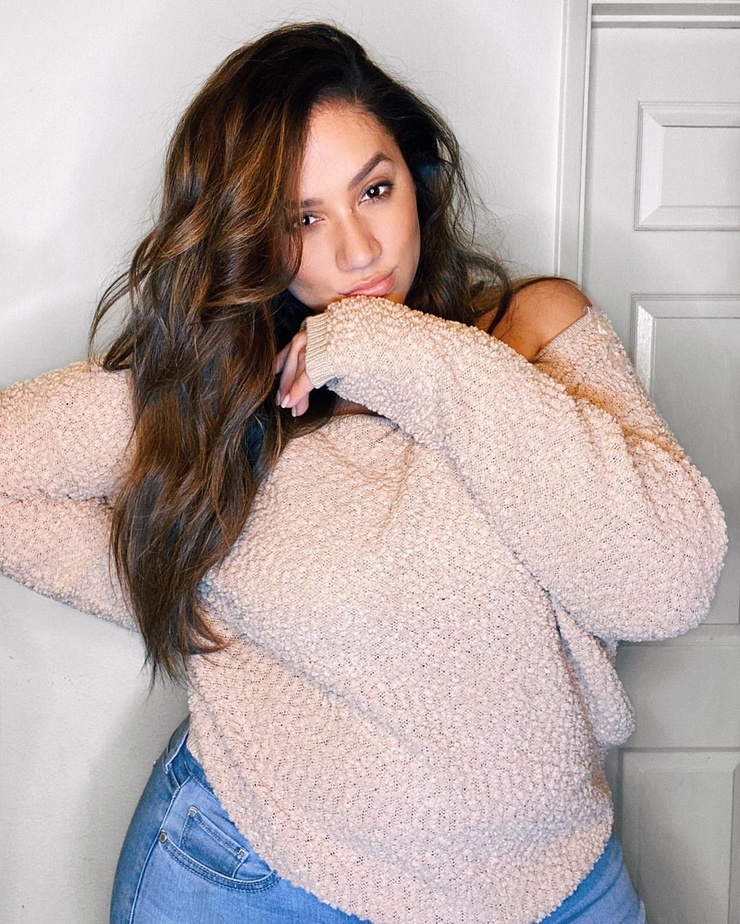 Image of Erica Lauren (Plus Size Model)