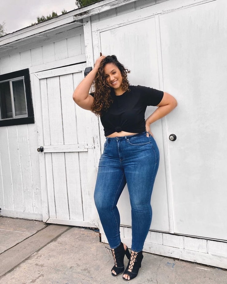 Picture Of Erica Lauren Plus Size Model 