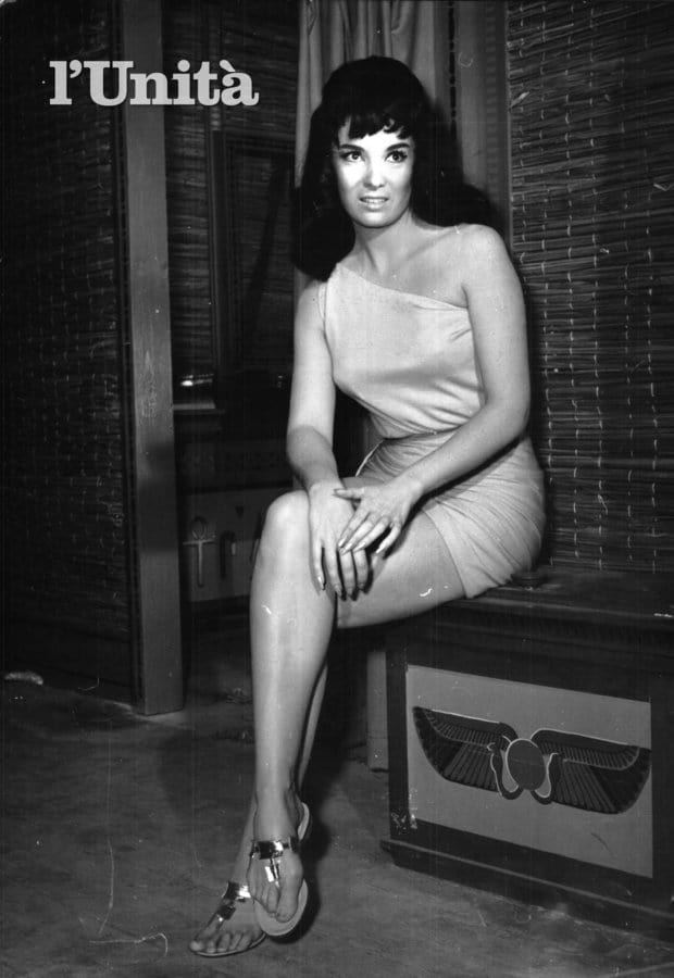 Picture of Linda Cristal.