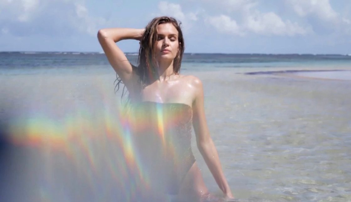 Josephine Skriver Josephine Skriver