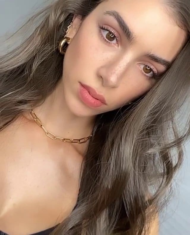 Anllela Сагра 2020