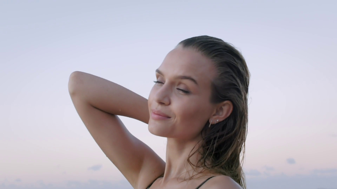 Josephine Skriver Josephine Skriver