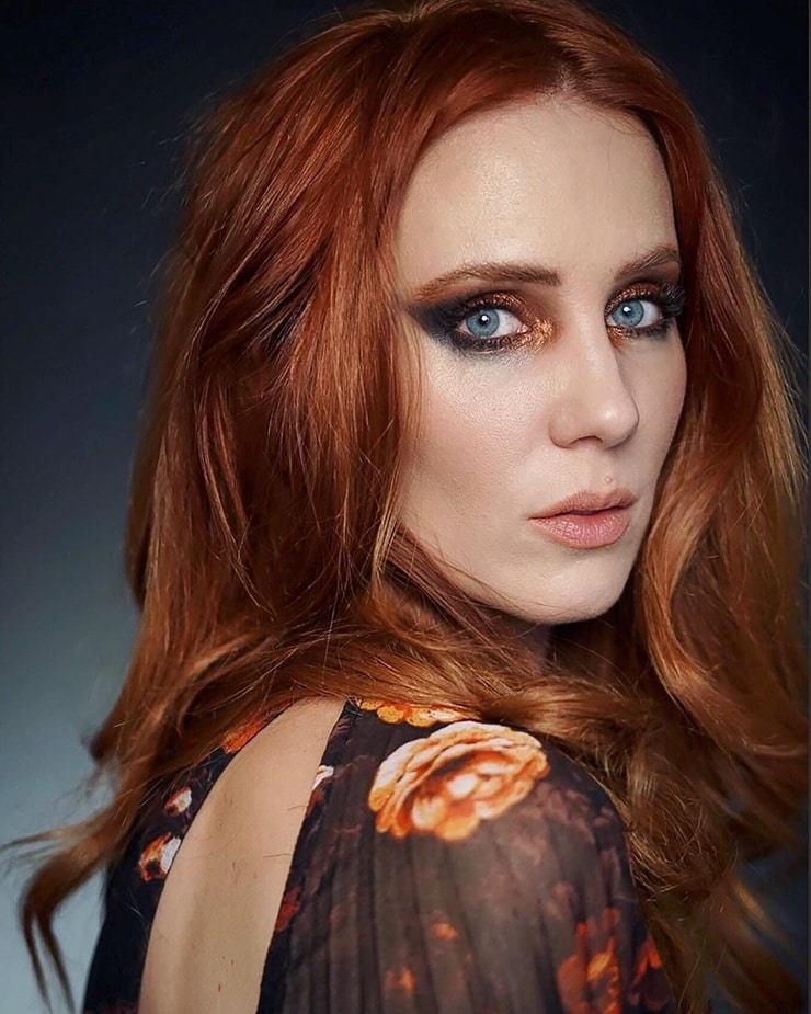 Picture of Simone Simons