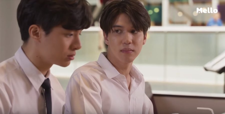 2Moons2
