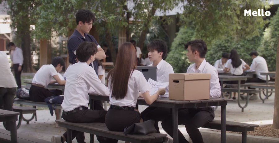 2Moons2