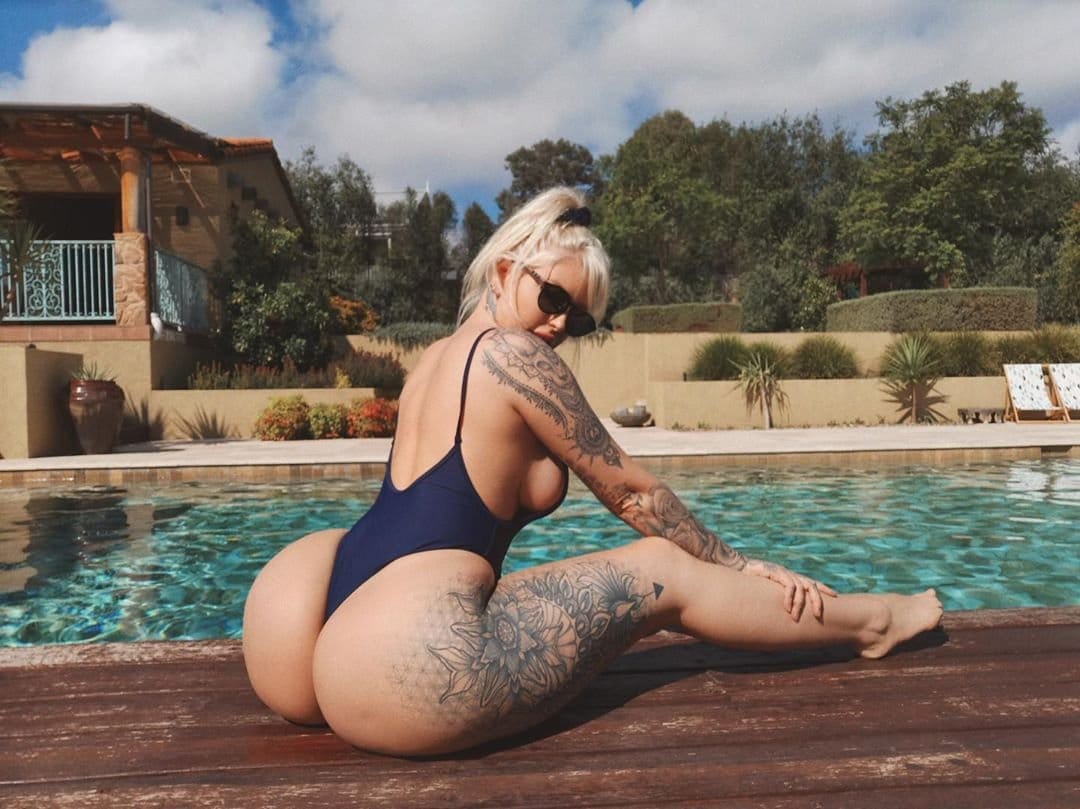 Vicky Aisha.