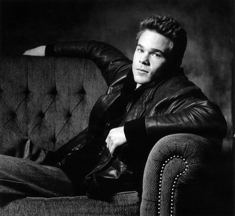 Picture of Shawn Ashmore