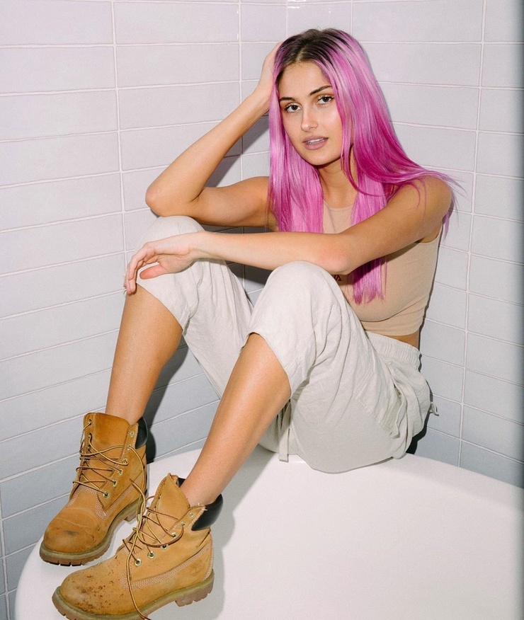 Picture of Hannah Ridgeway