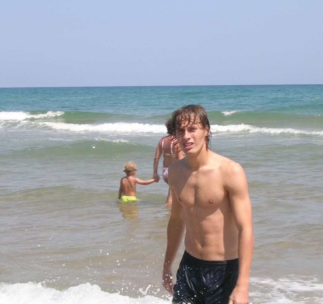 Sergio Canales