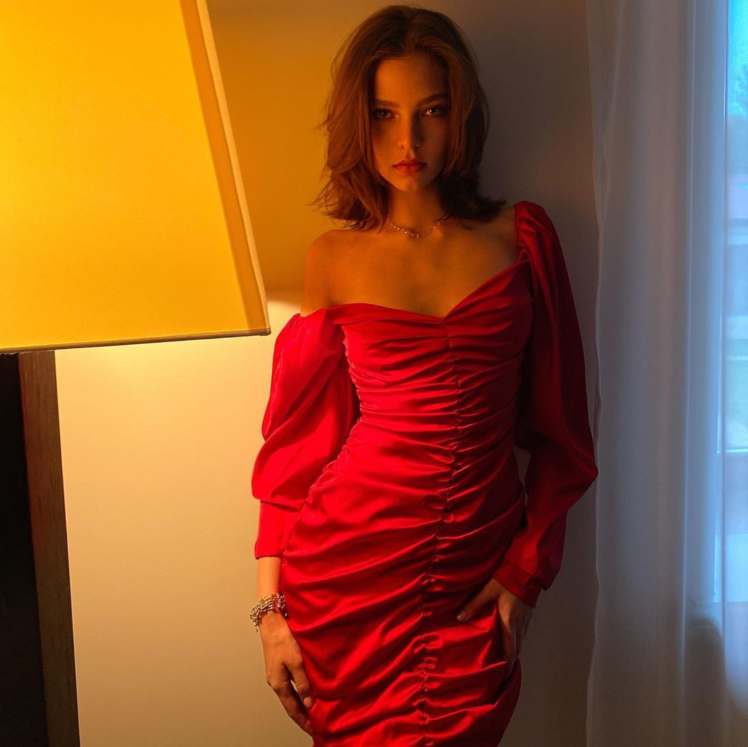 Alesya Kafelnikova Alesya Kafelnikova