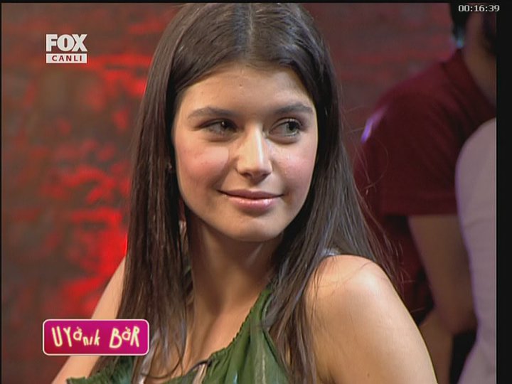 Picture Of Beren Saat