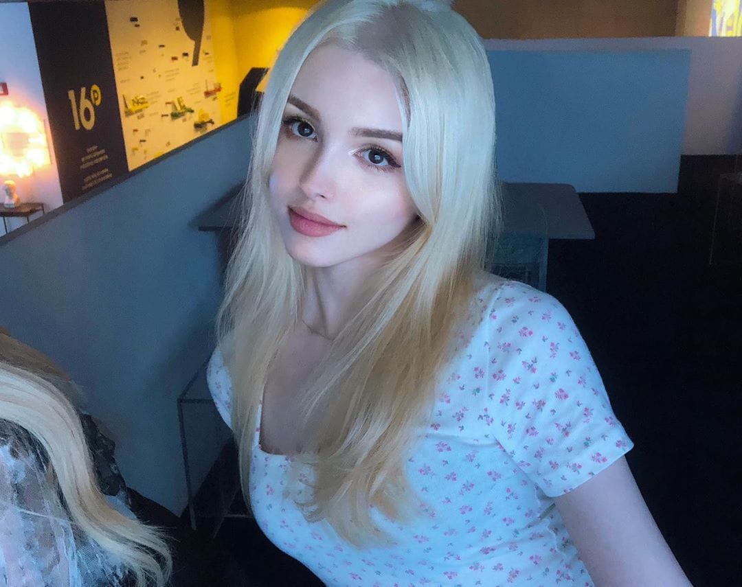 Elina Karimova Elina Karimova