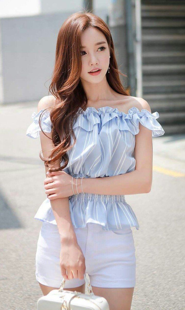 Son Yoon Joo image