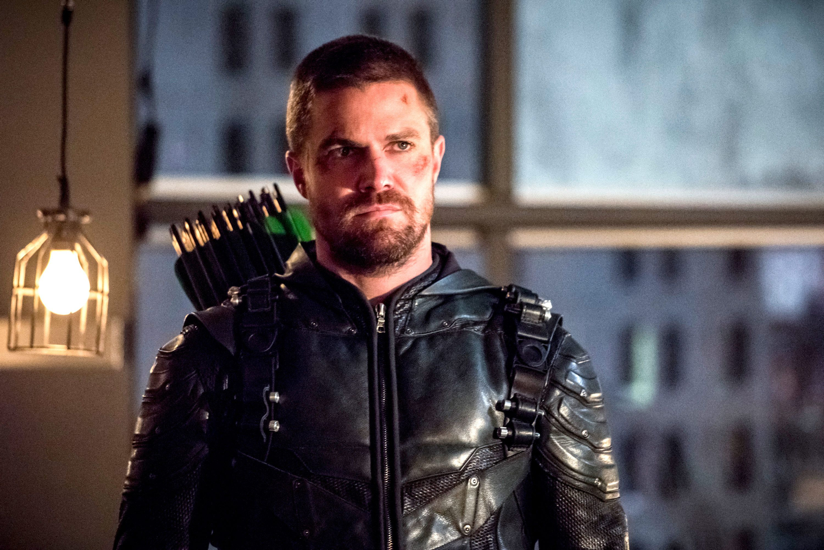 Green Arrow / Oliver Queen (Stephen Amell)