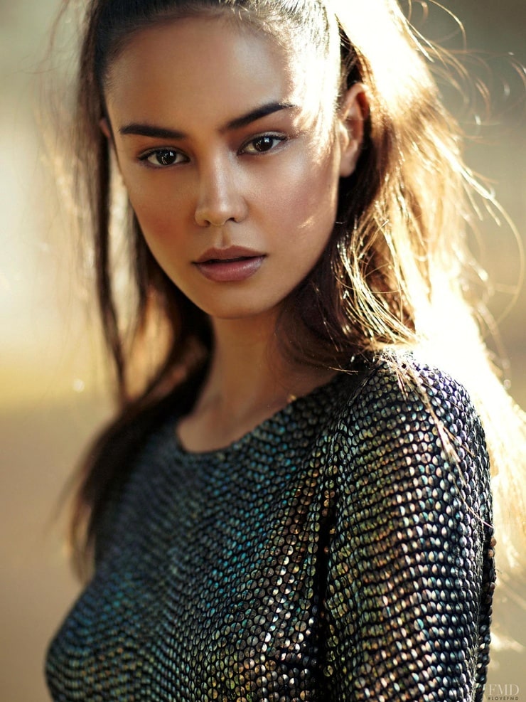 Picture of Courtney Eaton