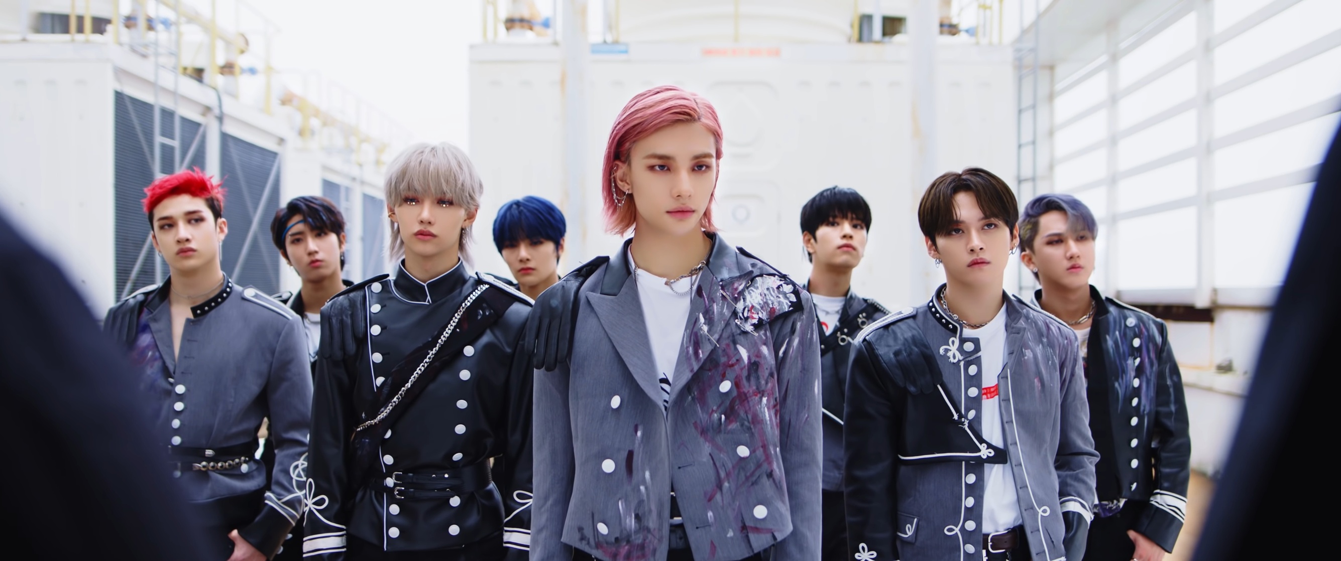 Stray Kids