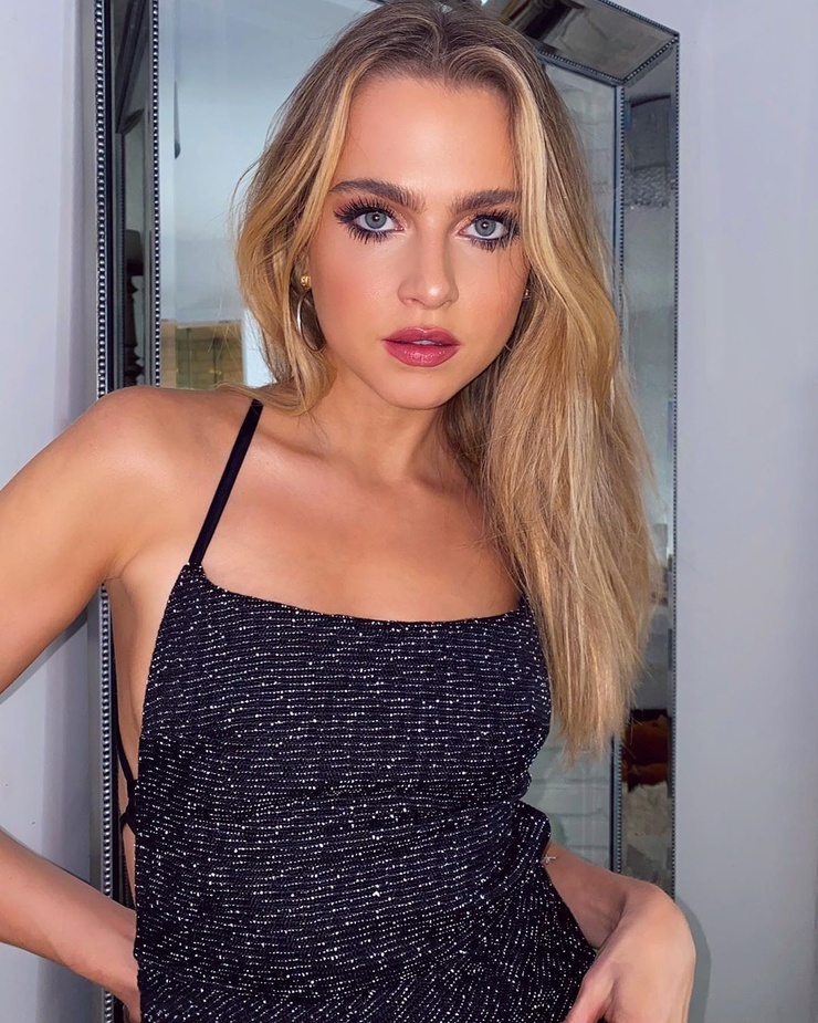 Image of Anne Winters