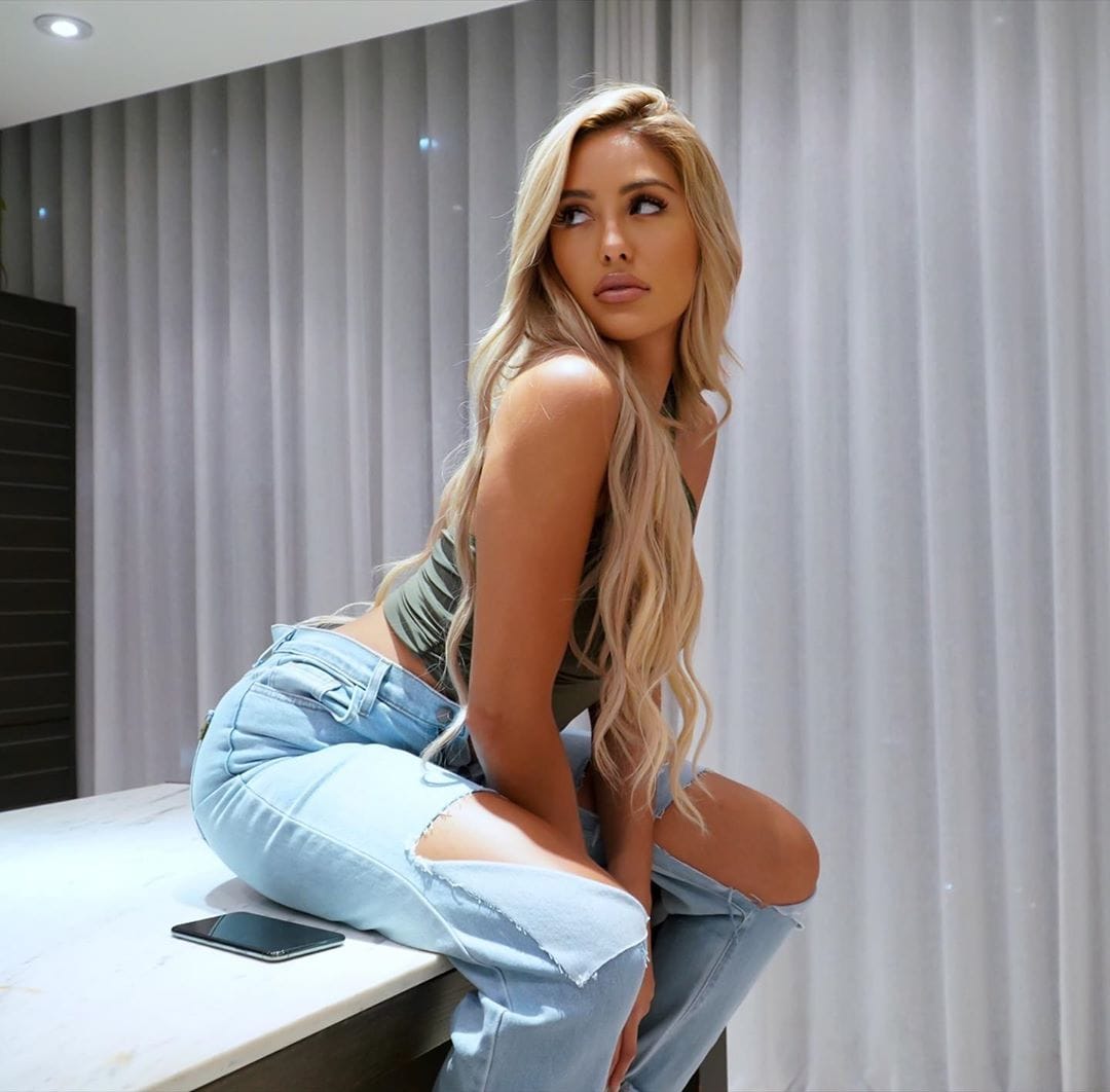 Renèe Estella