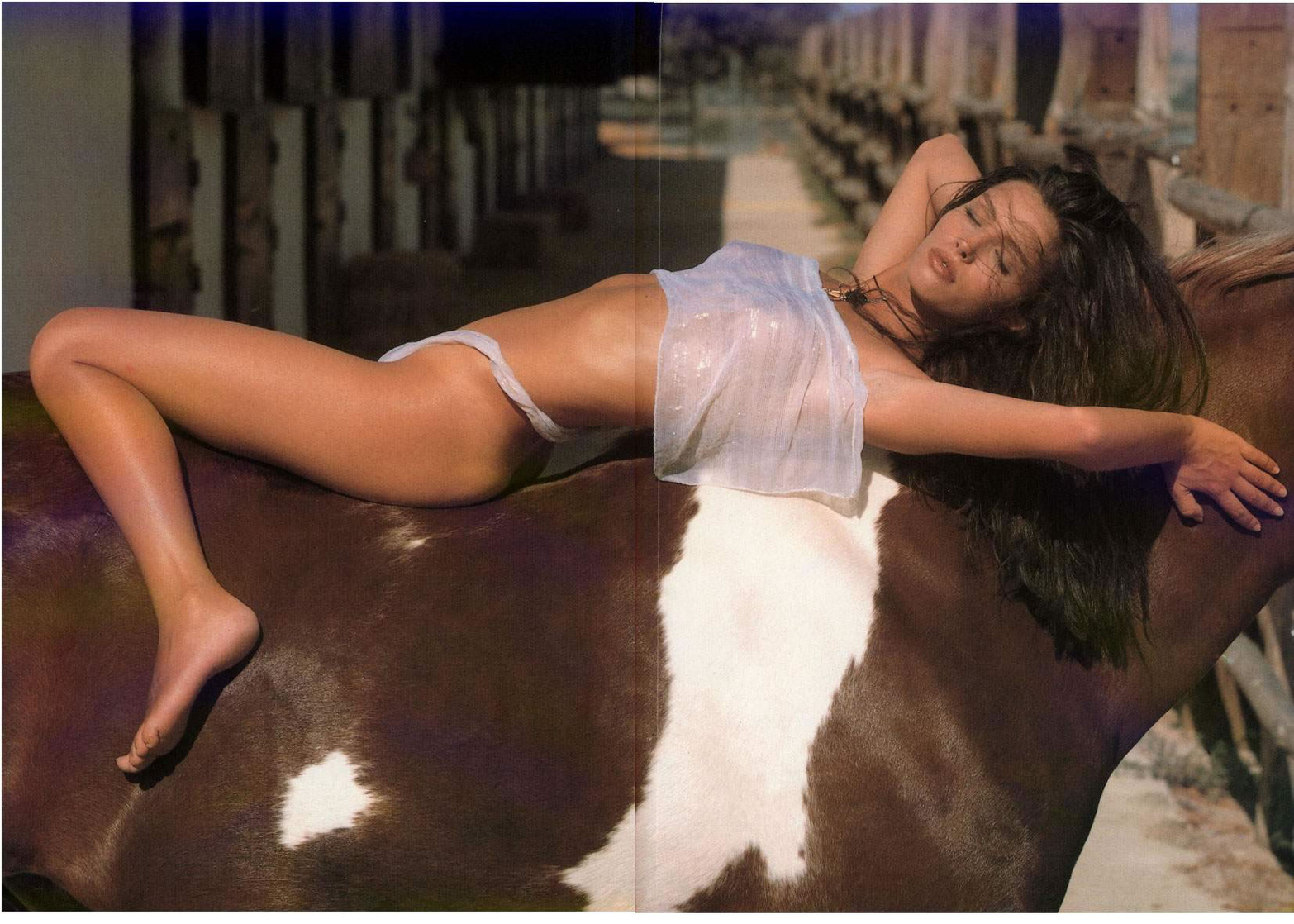 Ana Álvarez Ana Álvarez