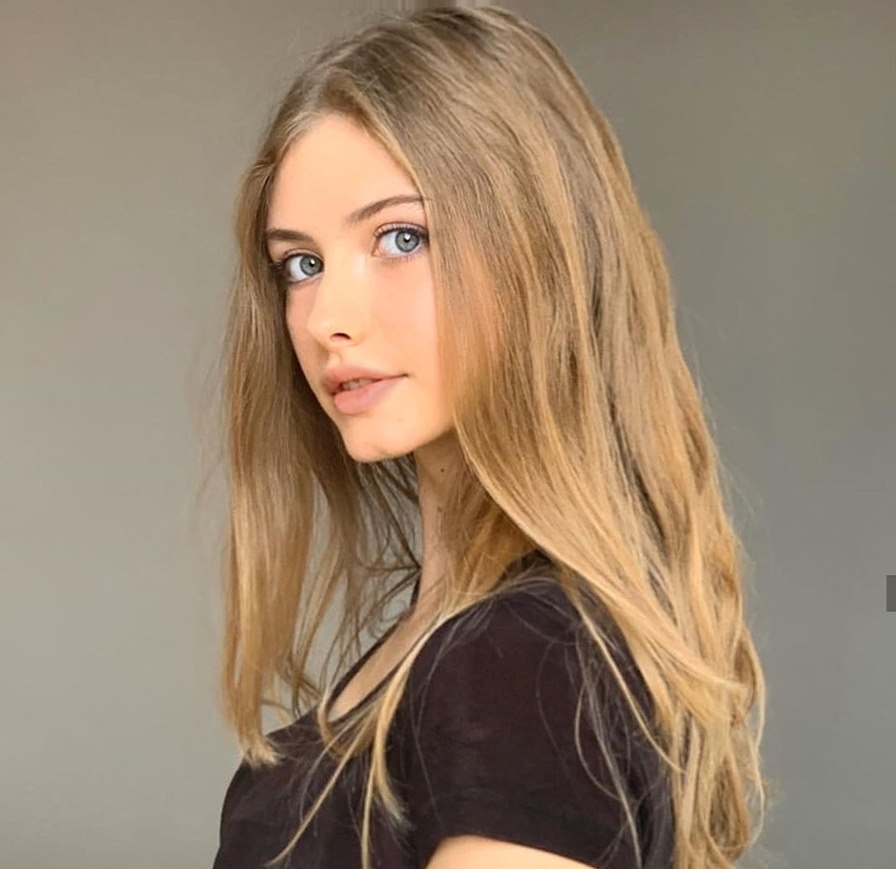 Nina Miljkovic Nina Miljkovic