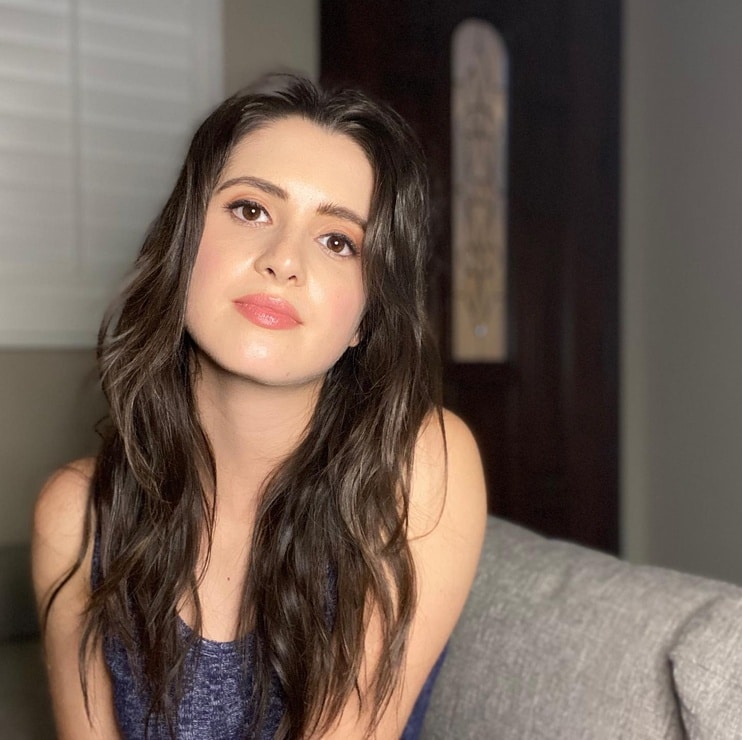 Picture of Laura Marano