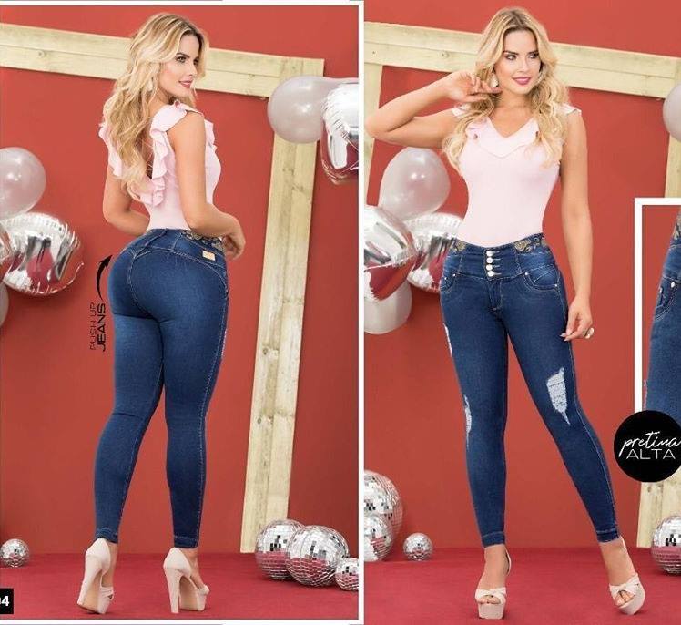 VALERIA DUQUE