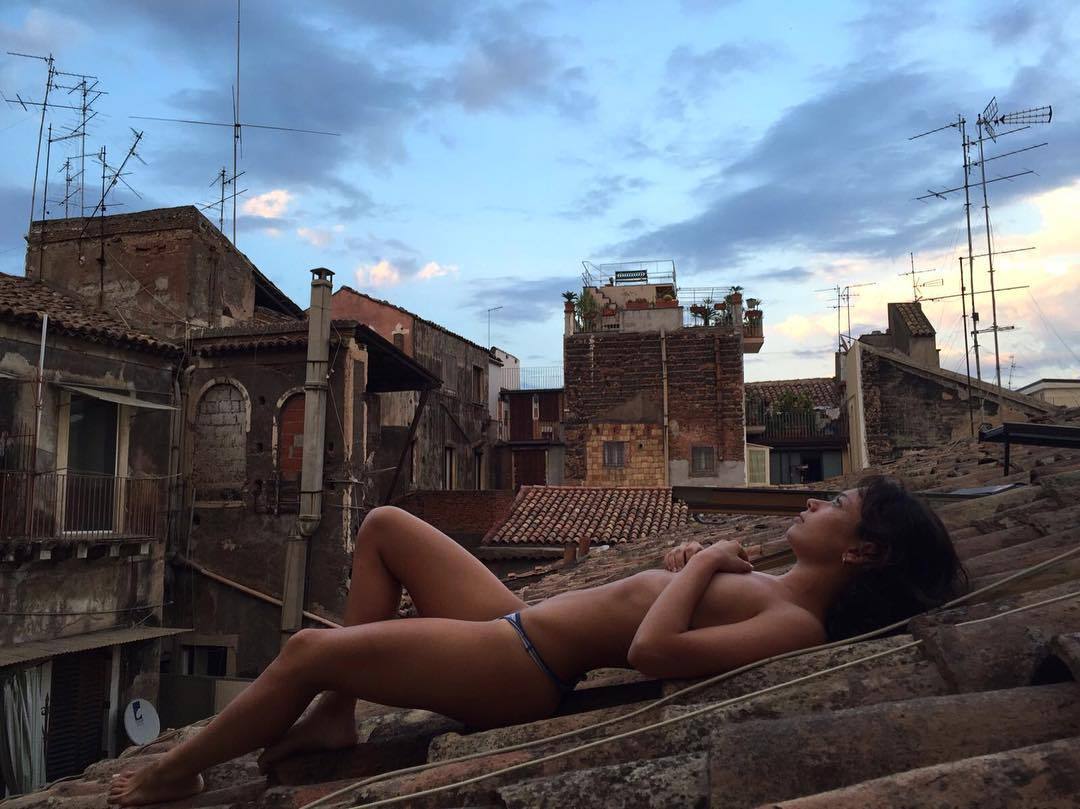 Anna Castillo Anna Castillo