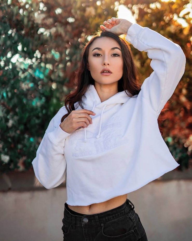 Cailey Lonnie(02)