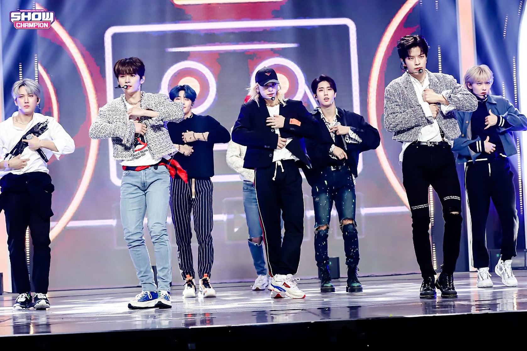 Stray Kids