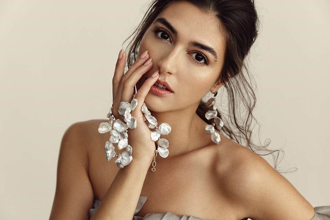 Ana Stefanescu Ana Stefanescu