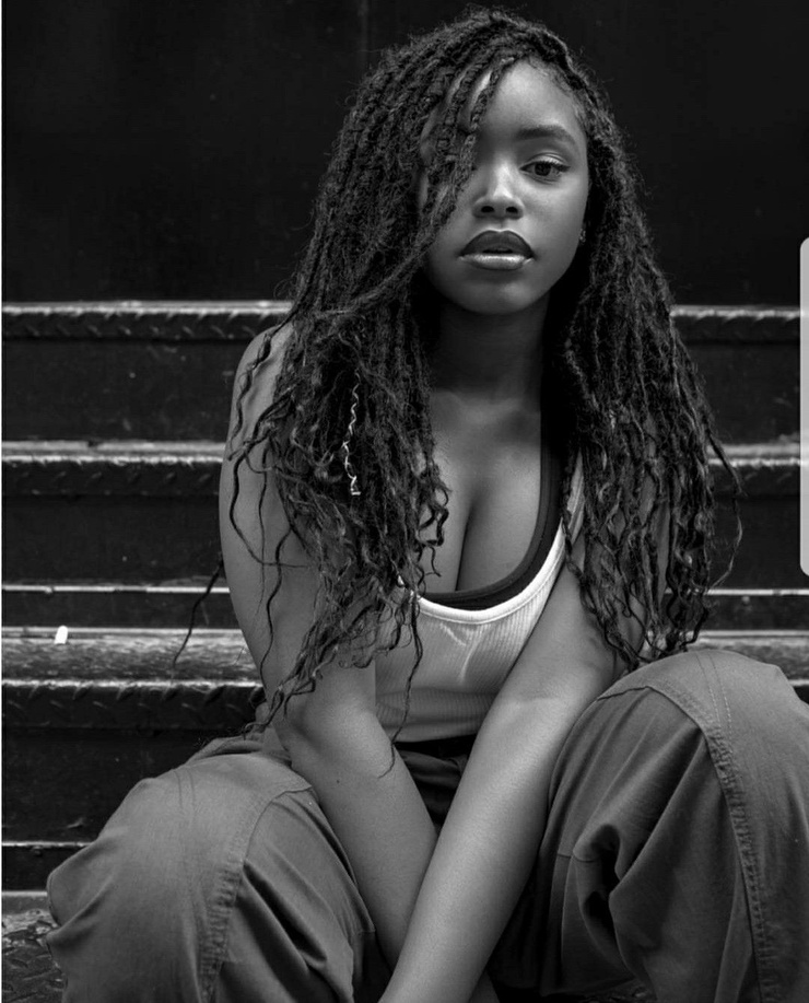 Picture of Lovie Simone