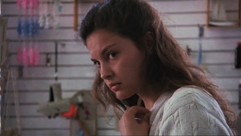 Ruby in Paradise (1993)