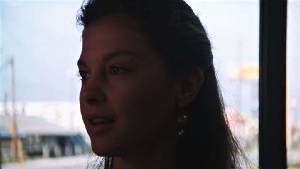 Ruby in Paradise (1993)