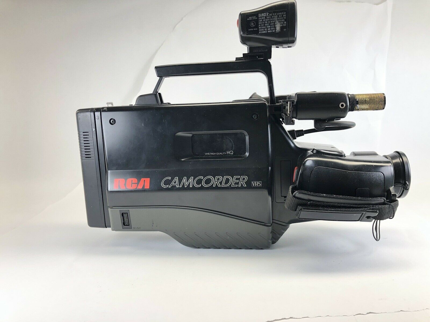 Picture of Vintage 1990 RCA Camcorder CC415 With Battery And Cords