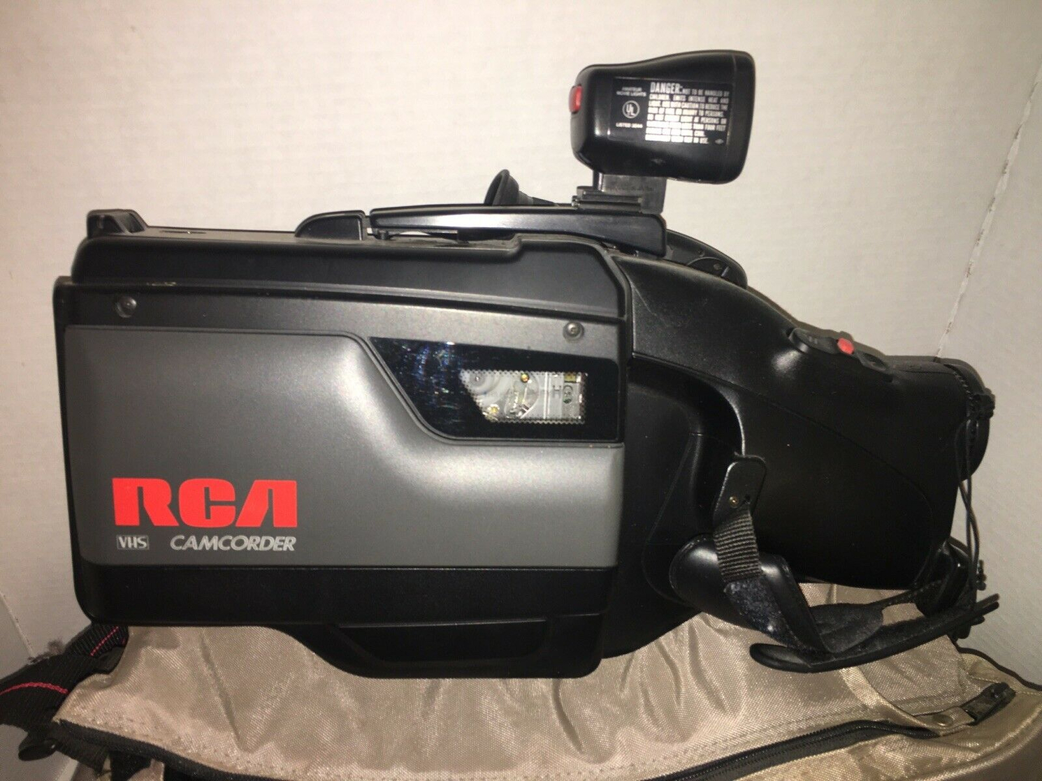 Picture of Vintage RCA VHS Camcorder CC250 Auto focus untested With