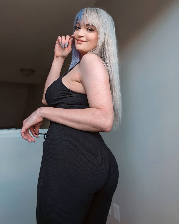 Picture of Danielle Denicola