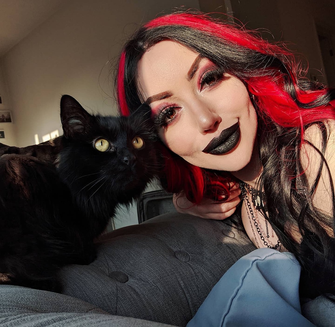 Dani Divine Dani Divine