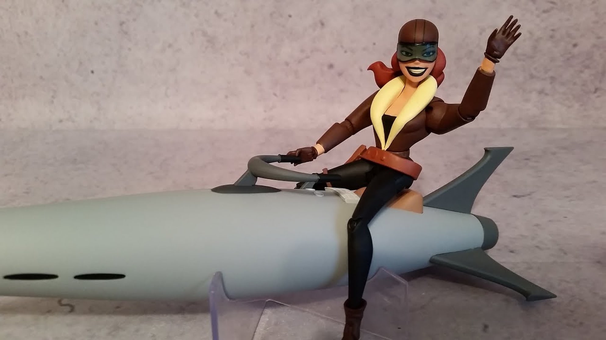 DC Collectibles Batman Animated Series: The New Batman Adventures: Roxy Rocket Deluxe Action Figure