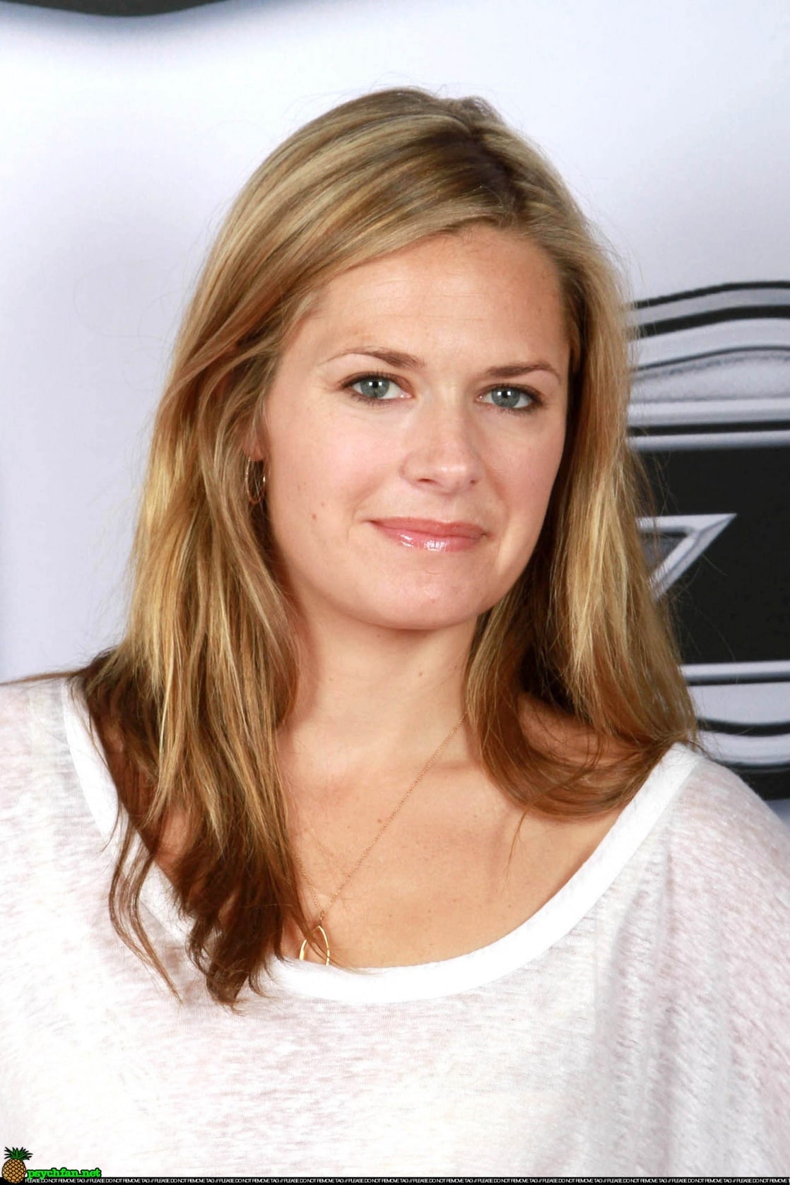 Maggie Lawson Images