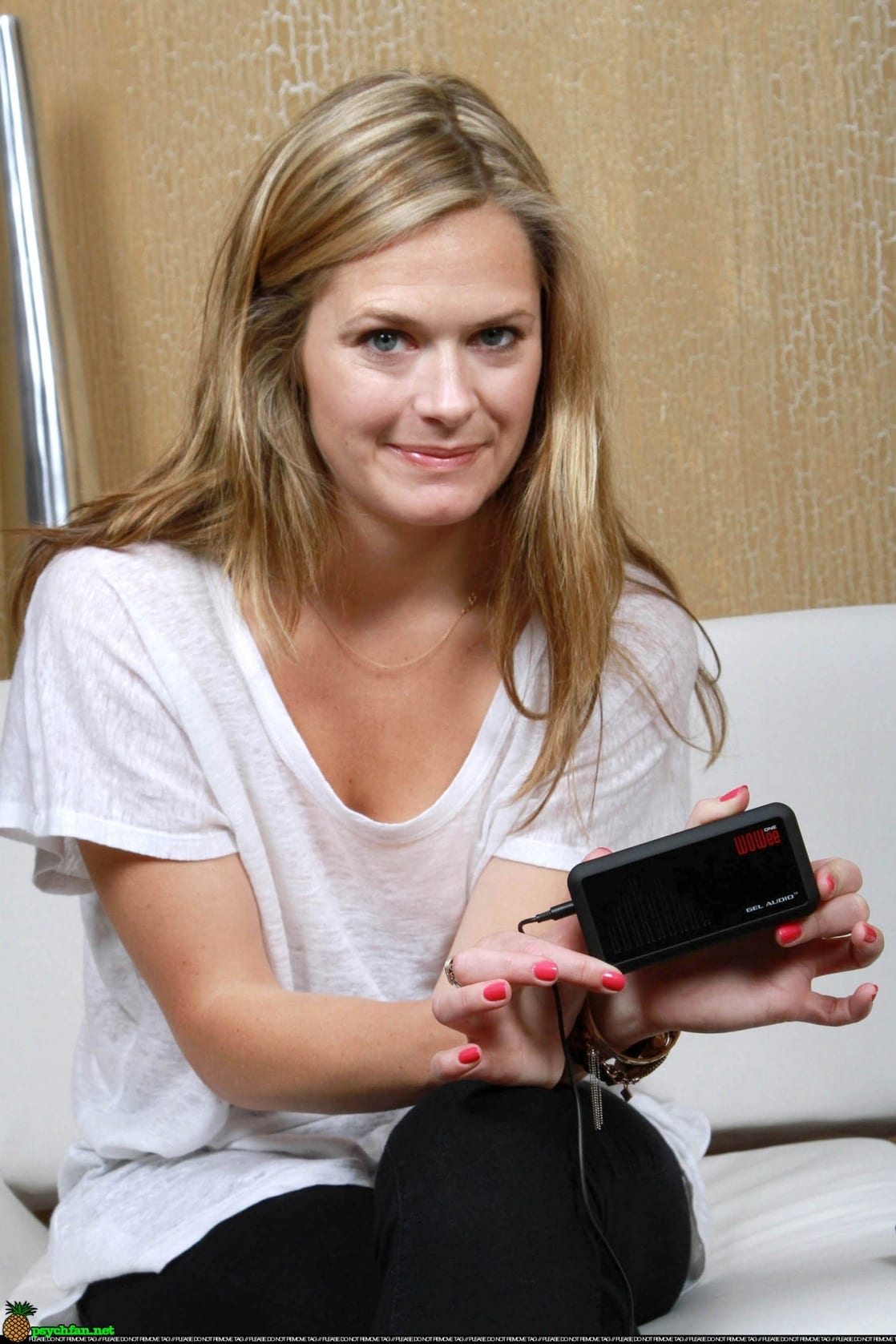 Next photo of Maggie Lawson