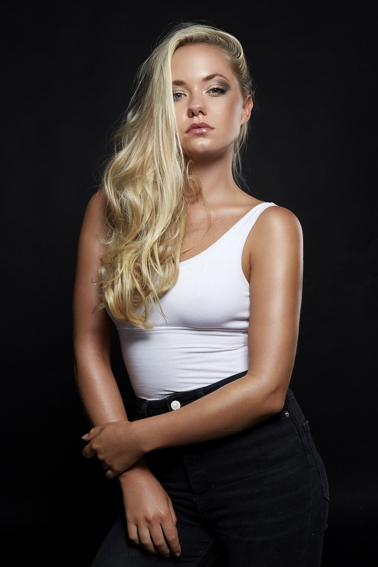 Image of Ashley de Lange