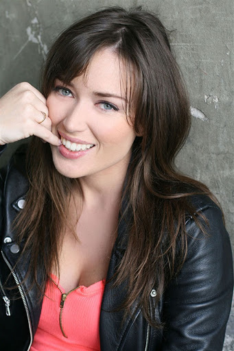 Picture of Elsa Esnoult