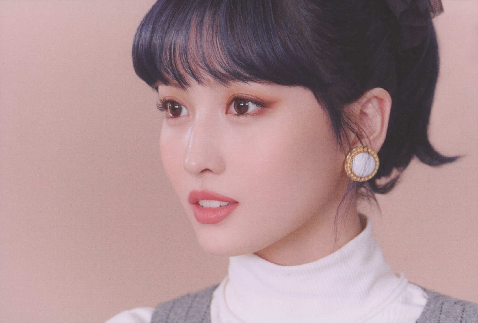 Hirai Momo