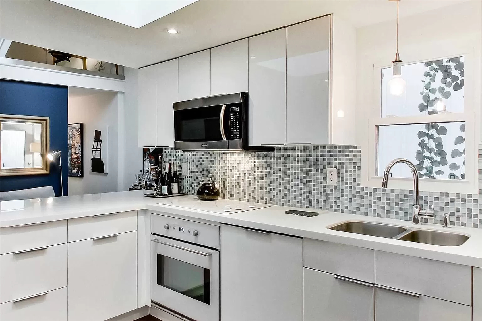 319 Wellesley St E, Toronto, ON M4X 1H2