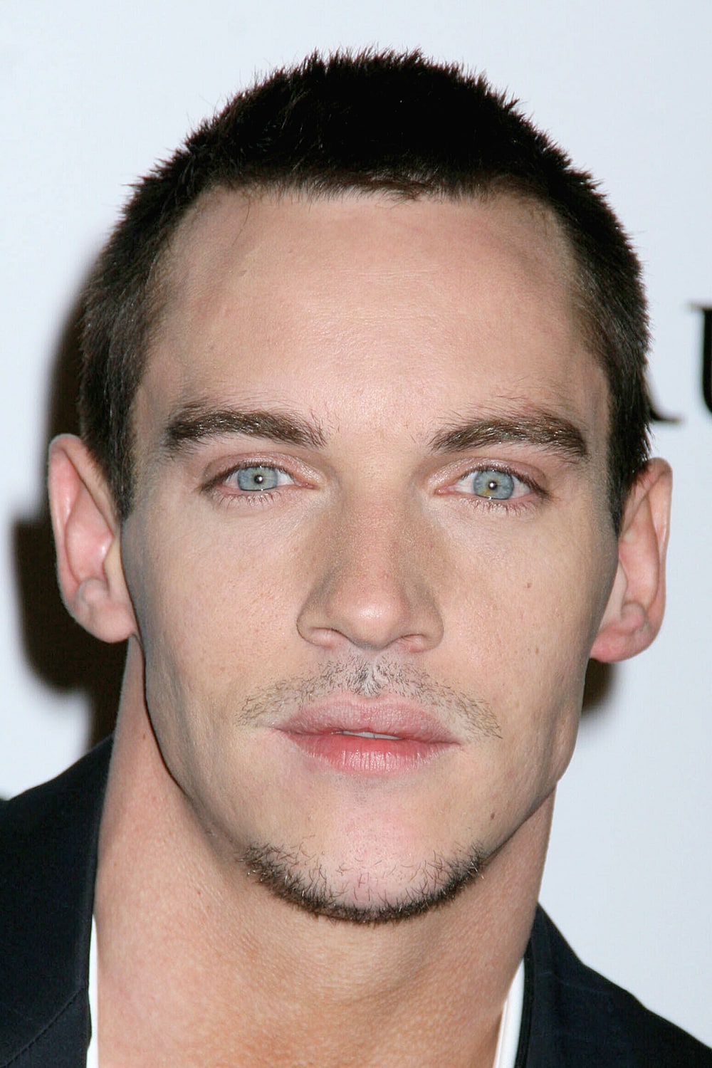 jonathan-rhys-meyers-picture